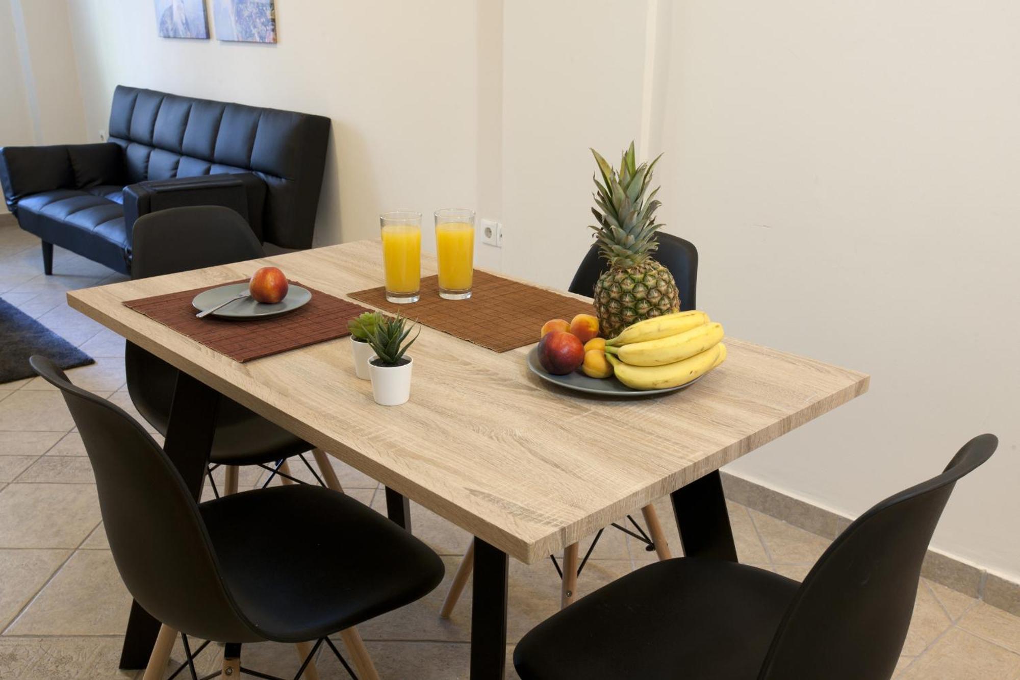 Comfortable Apartment At The Foot Of The Odeon Of Herodes Atticus Атина Екстериор снимка